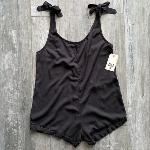 🔥🔥BILLABONG - KAUAI PLAYSUIT🔥🔥 - Picture 5 of 8